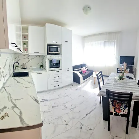 Apartman бижу м